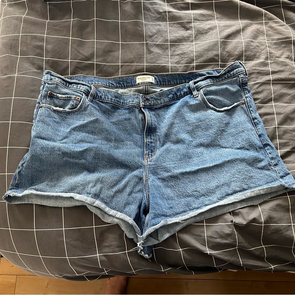 Abercrombie & Fitch size 24 high rise dad shorts